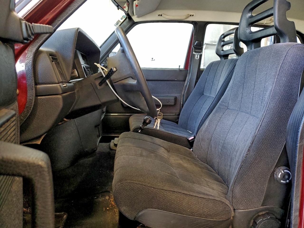 1989 Volvo 244 Dl Red vin: YV1AX8844K1343908