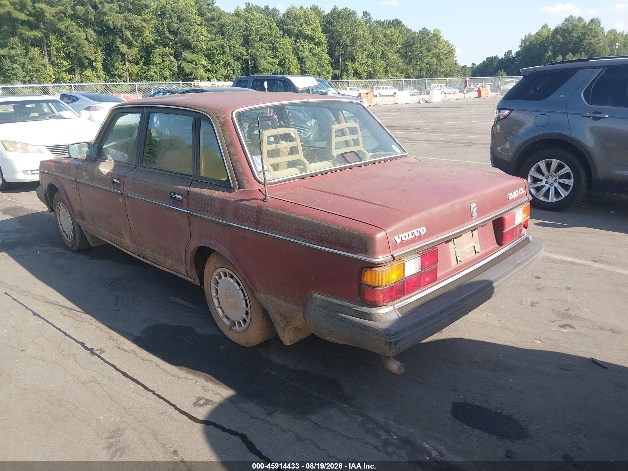 1989 Volvo 244 Dl/gl Red vin: YV1AX8846K1384573