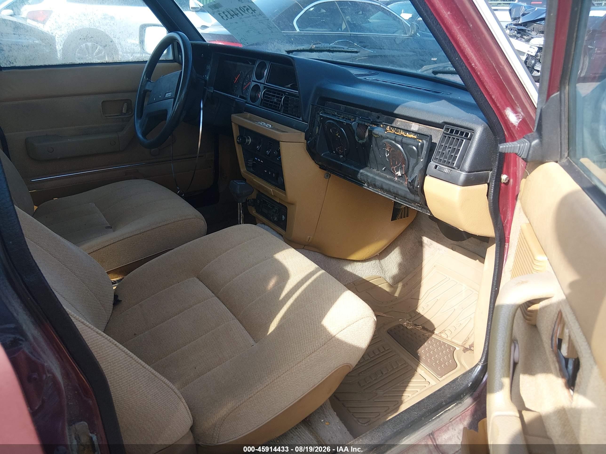 1989 Volvo 244 Dl/gl Red vin: YV1AX8846K1384573
