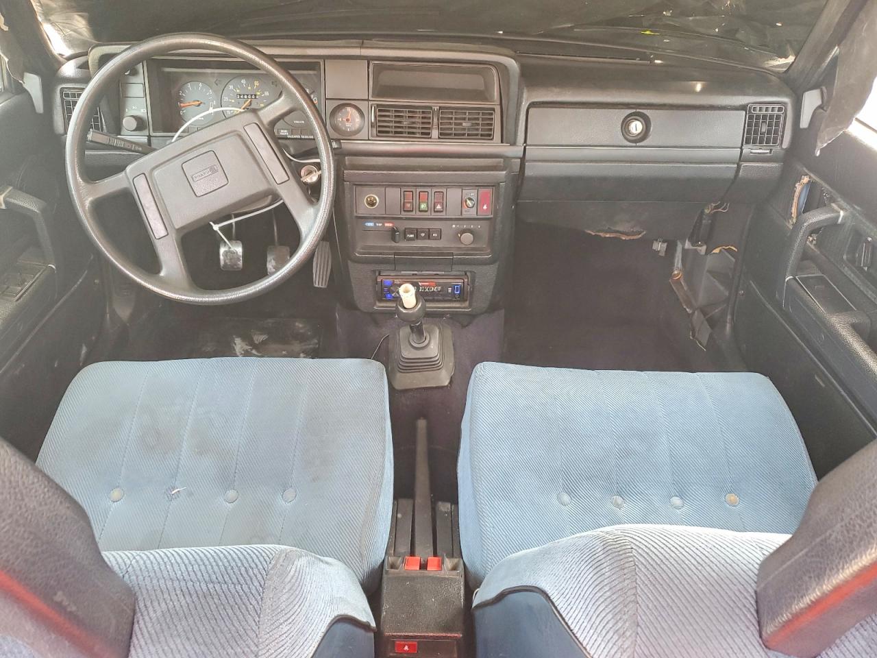 1983 Volvo 244 Dl Blue vin: YV1AX8847D1873924