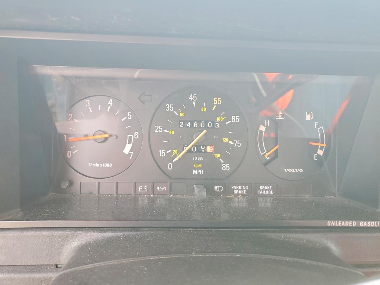 1983 Volvo 244 Dl Blue vin: YV1AX8847D1873924