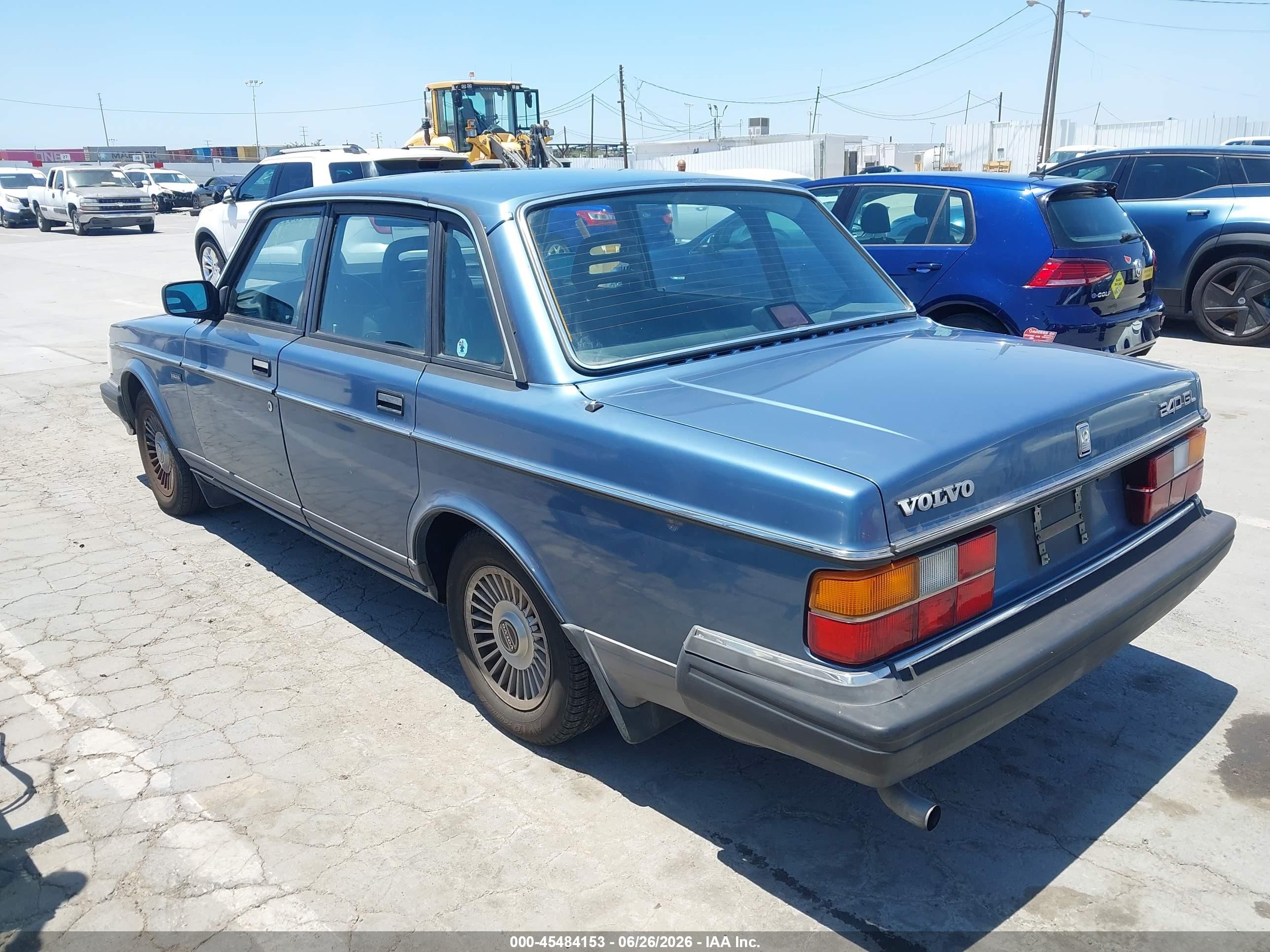 1987 Volvo 244 Dl/gl Серый vin: YV1AX8847H1270512