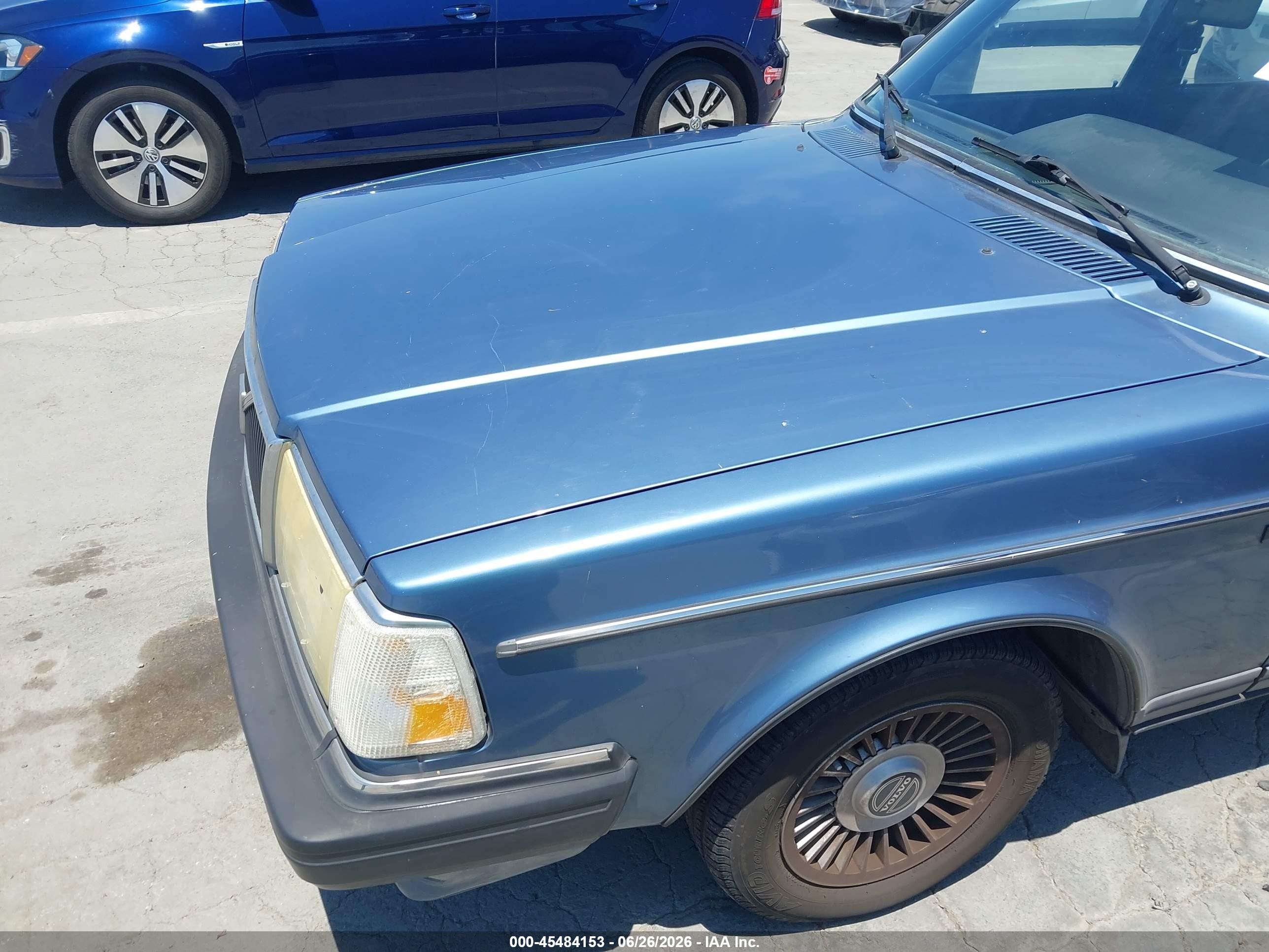 1987 Volvo 244 Dl/gl Серый vin: YV1AX8847H1270512