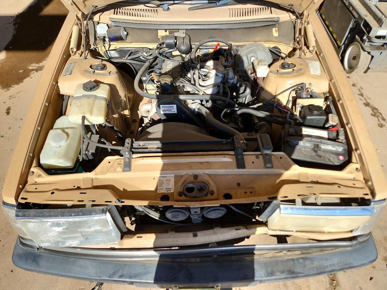 1986 Volvo 244 Dl Tan vin: YV1AX8848G1207806