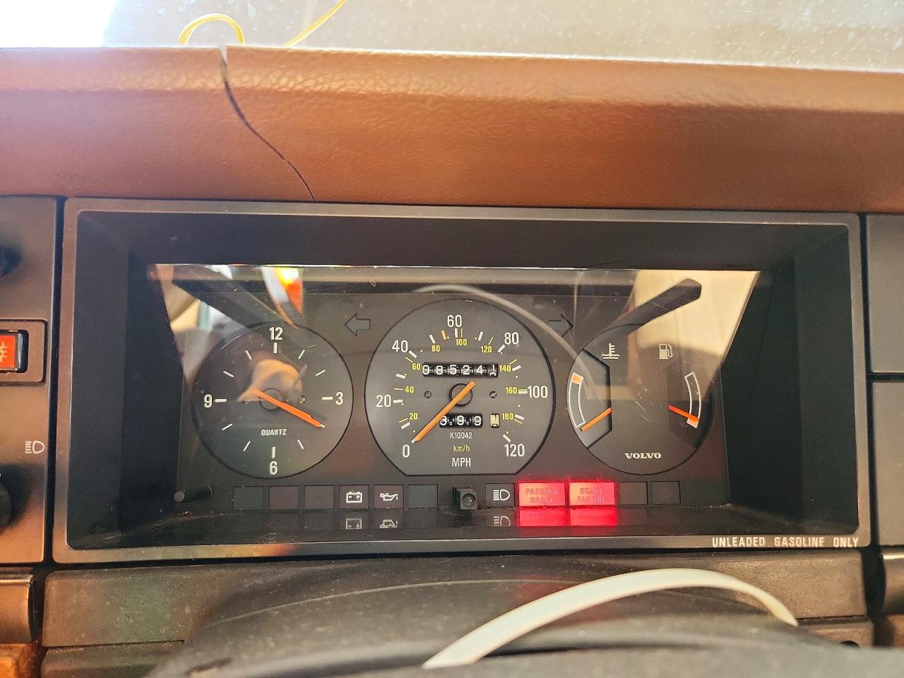 1986 Volvo 244 Dl Tan vin: YV1AX8848G1207806