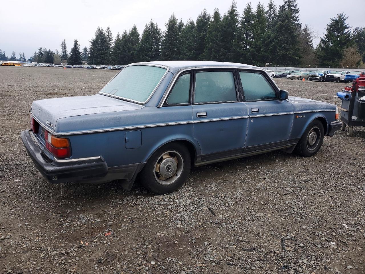 1986 Volvo 244 Dl Blue vin: YV1AX8849G1147552