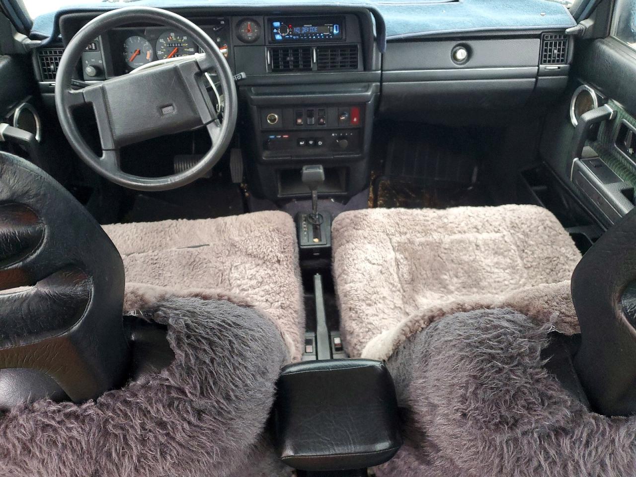 1986 Volvo 244 Dl Blue vin: YV1AX8849G1147552