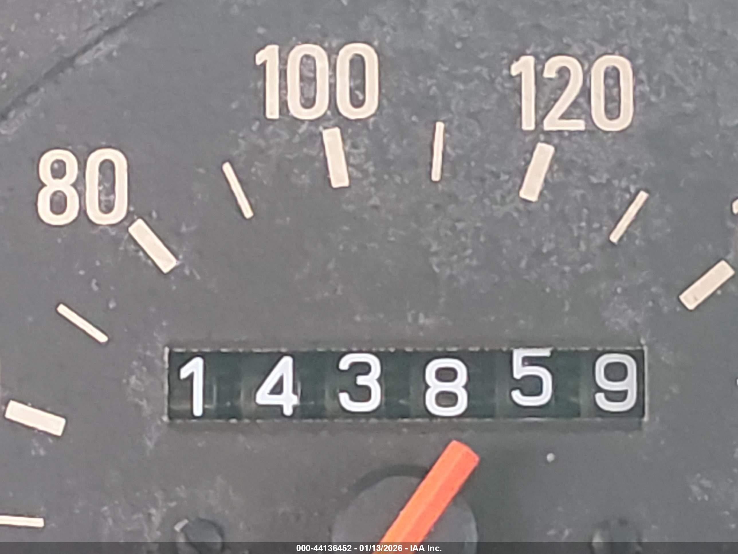 1989 Volvo 244 Dl/gl Silver vin: YV1AX8849K1371297