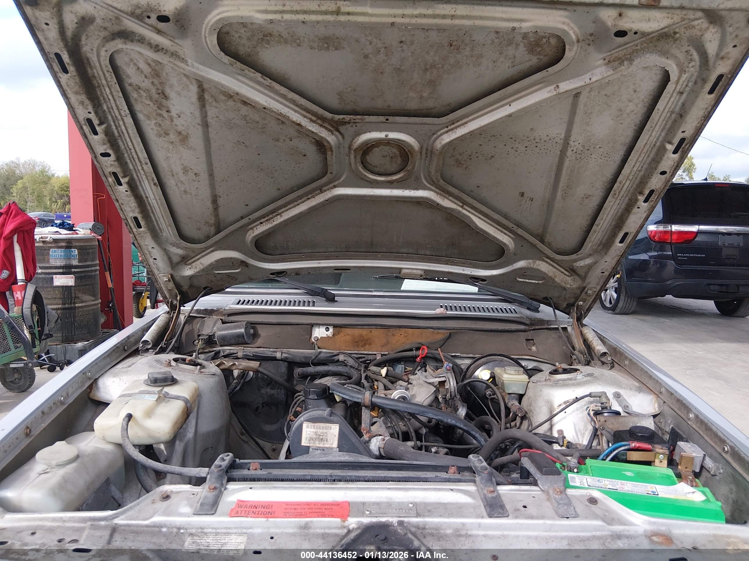 1989 Volvo 244 Dl/gl Silver vin: YV1AX8849K1371297