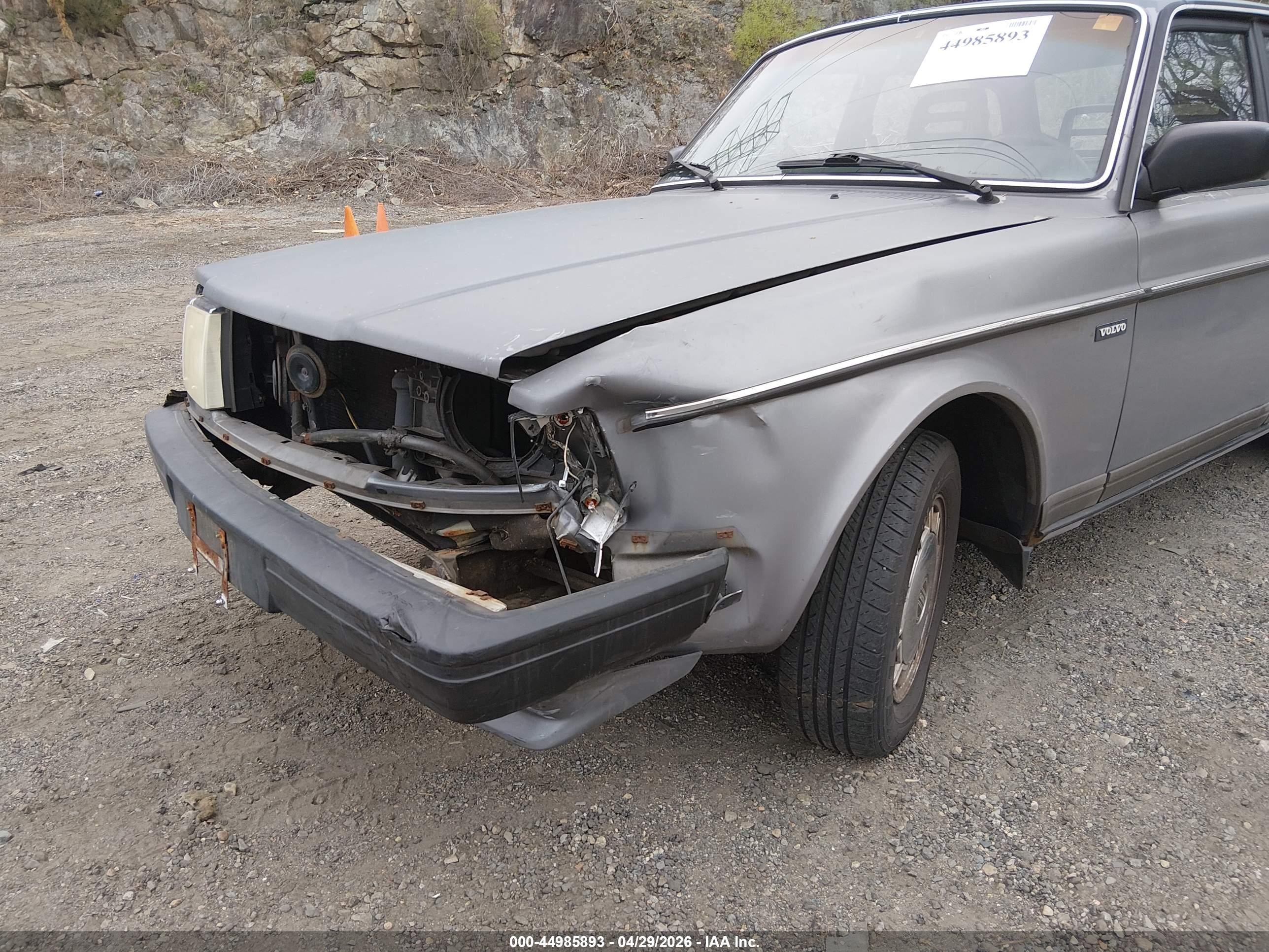 1989 Volvo 244 Dl/gl Серый vin: YV1AX884XK1342178