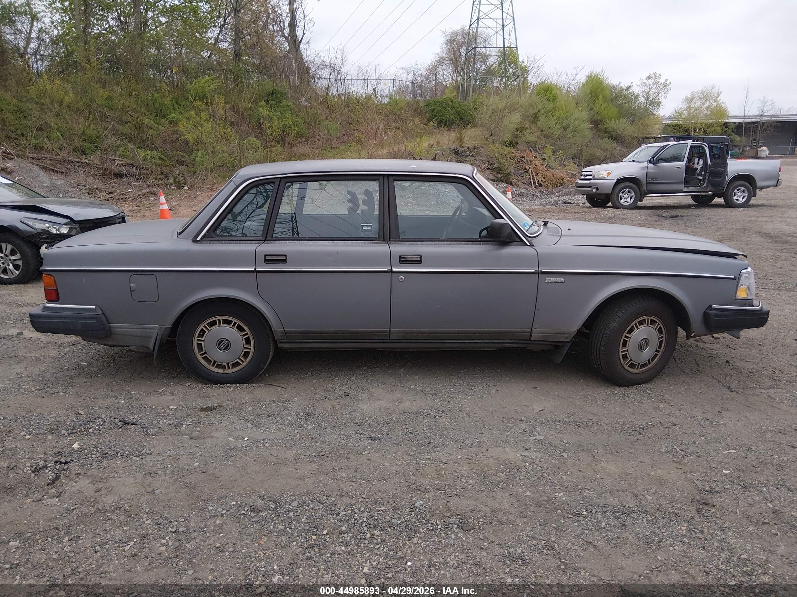 1989 Volvo 244 Dl/gl Серый vin: YV1AX884XK1342178