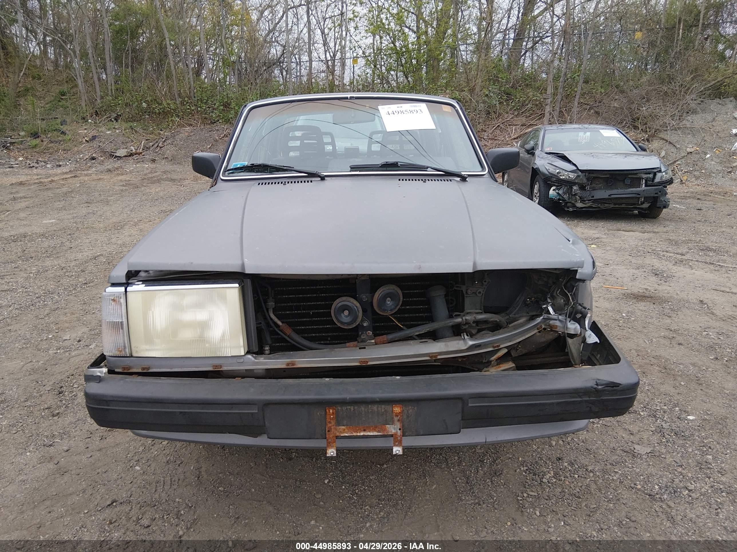 1989 Volvo 244 Dl/gl Серый vin: YV1AX884XK1342178