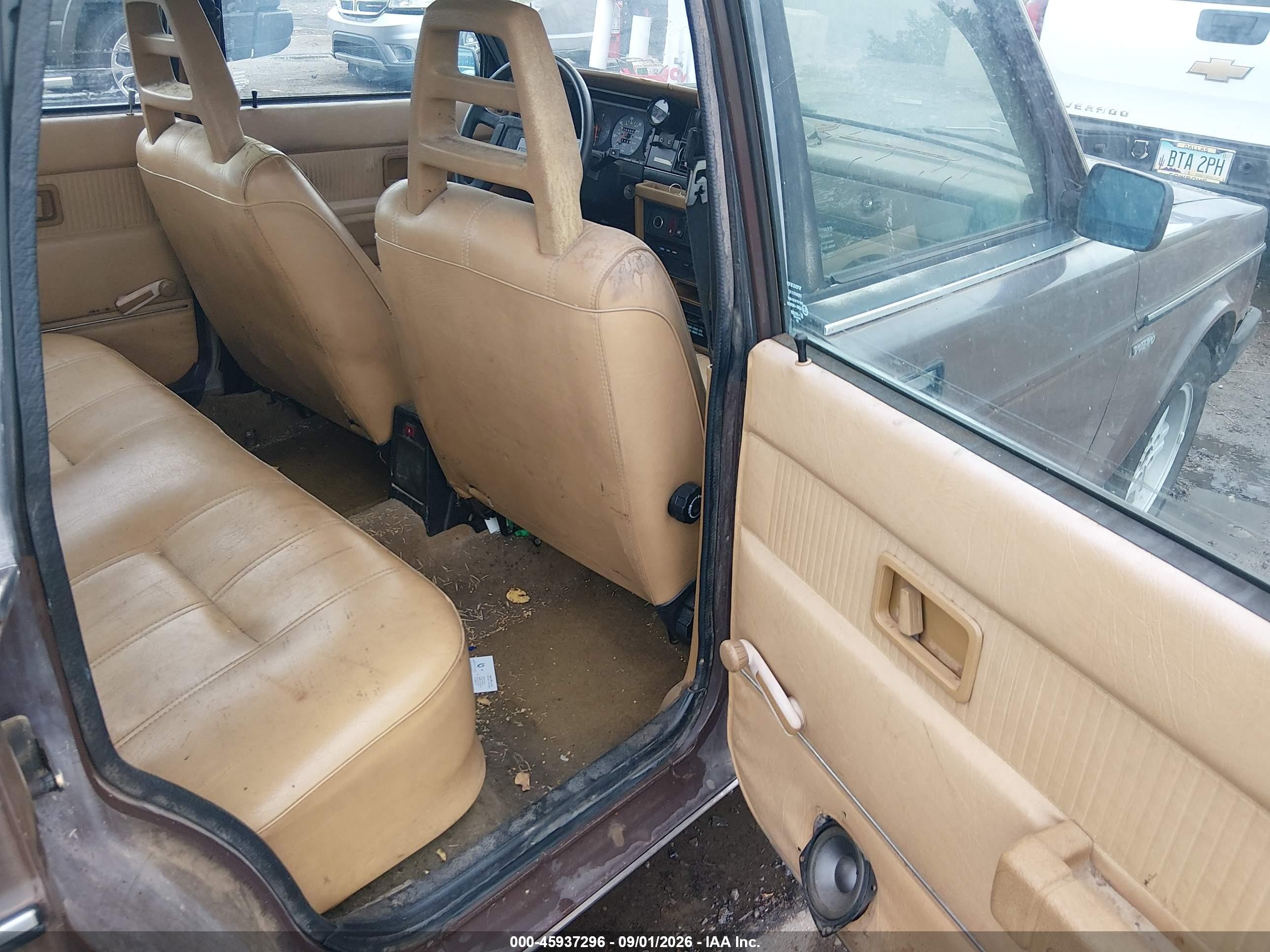 1984 Volvo 245 Dl/gl Brown vin: YV1AX8856E1523825