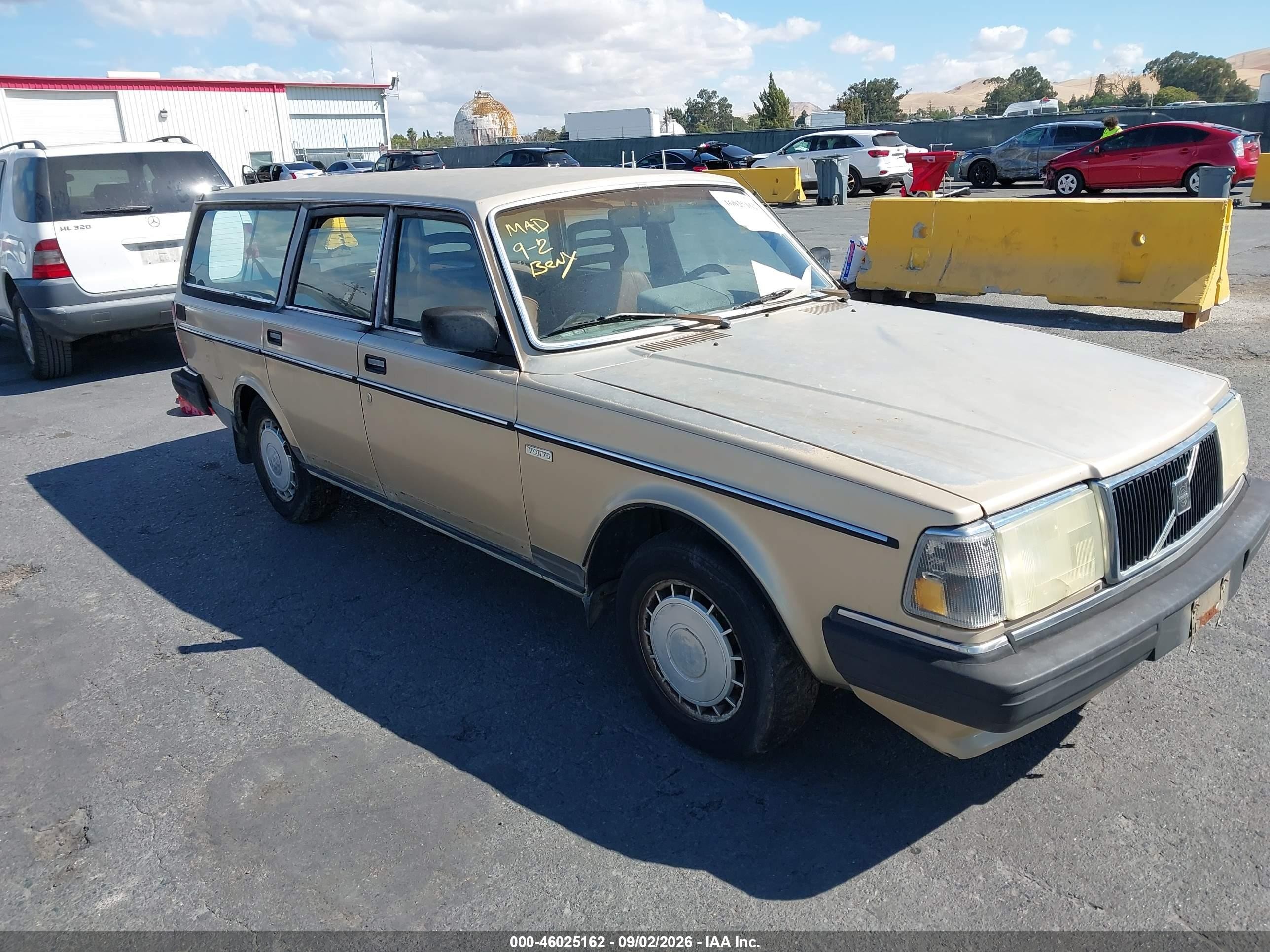 YV1AX885XG1677389