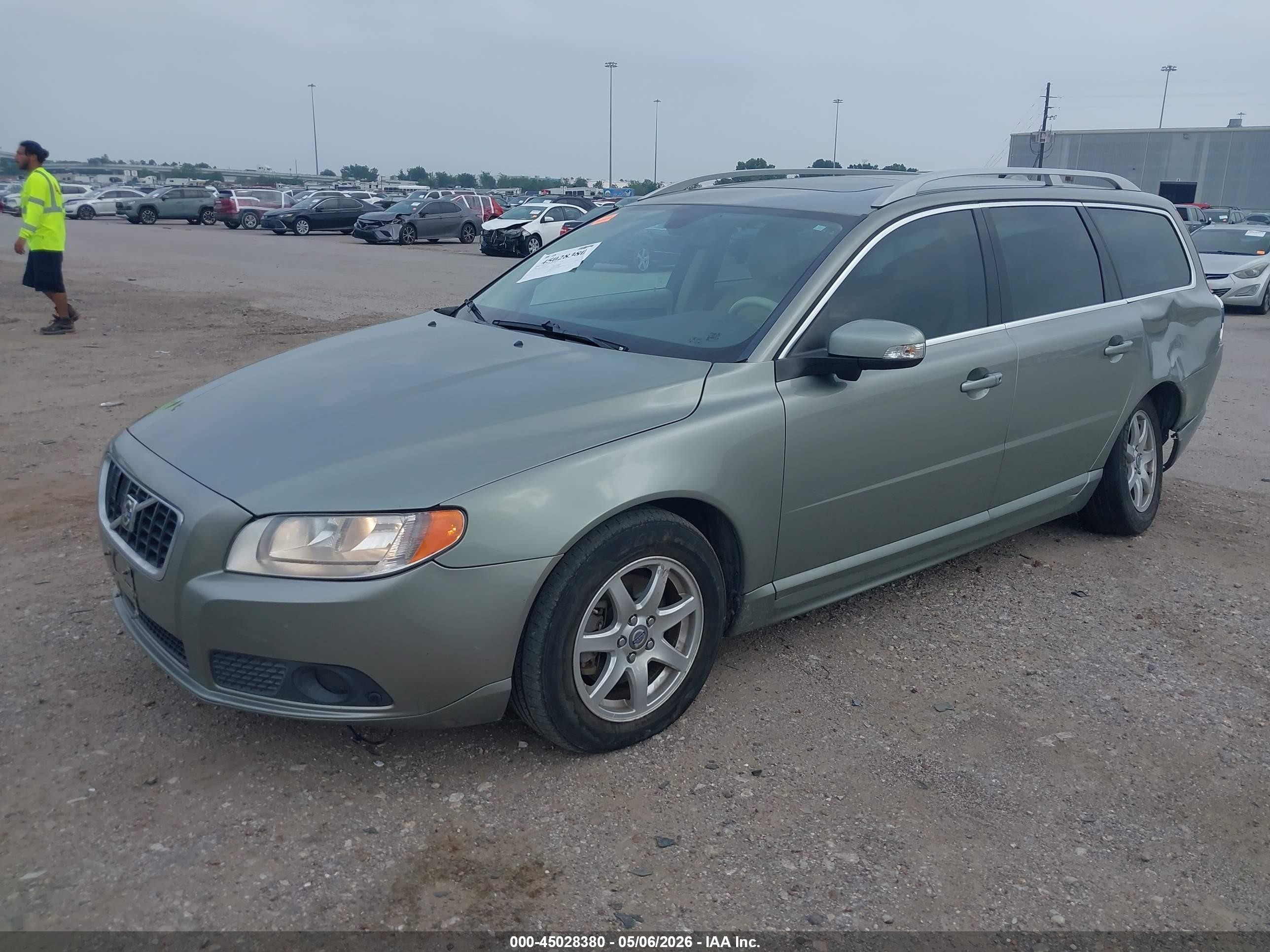 2008 Volvo V70 3.2 Green vin: YV1BW982081045697