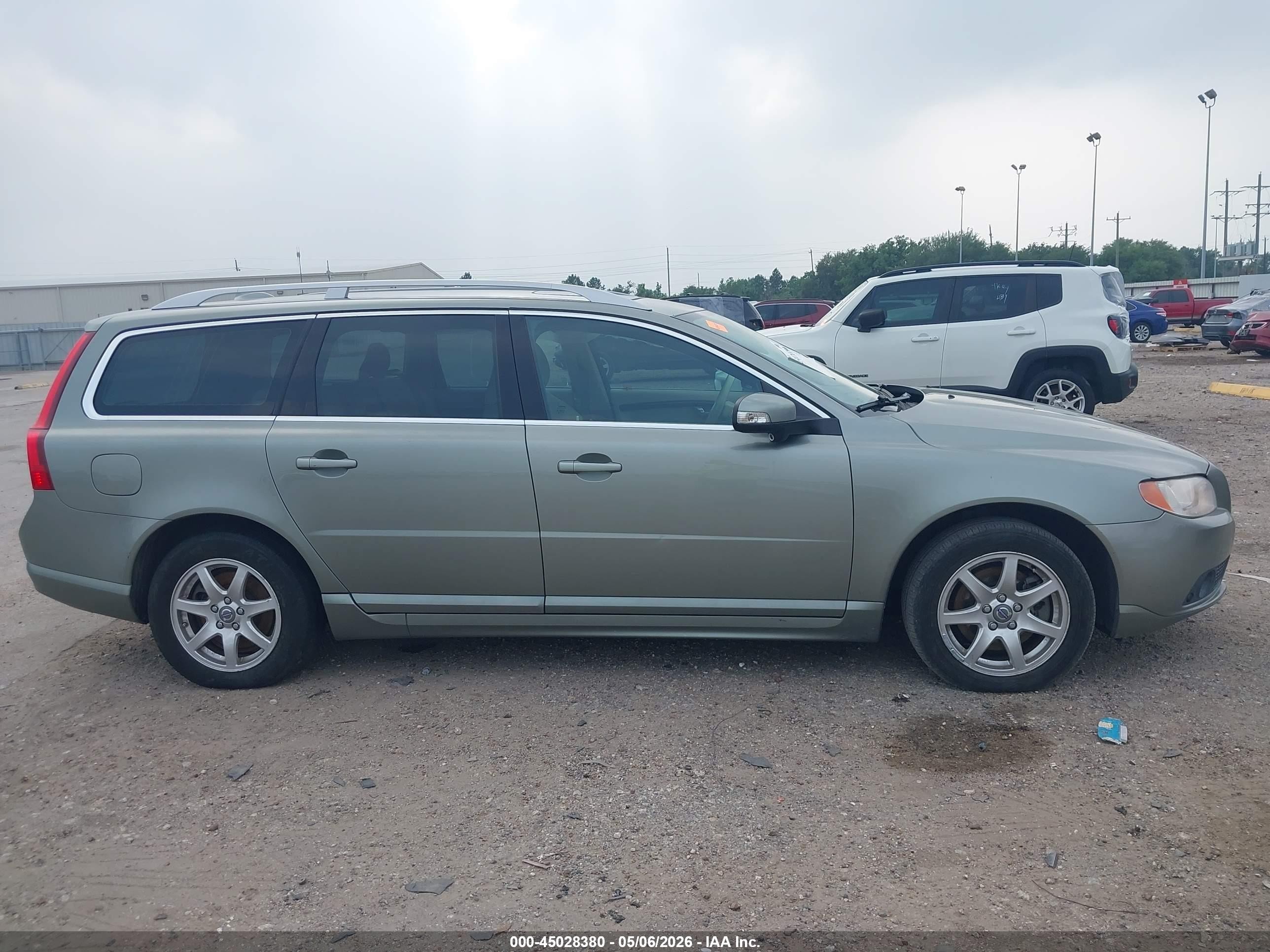 2008 Volvo V70 3.2 Green vin: YV1BW982081045697