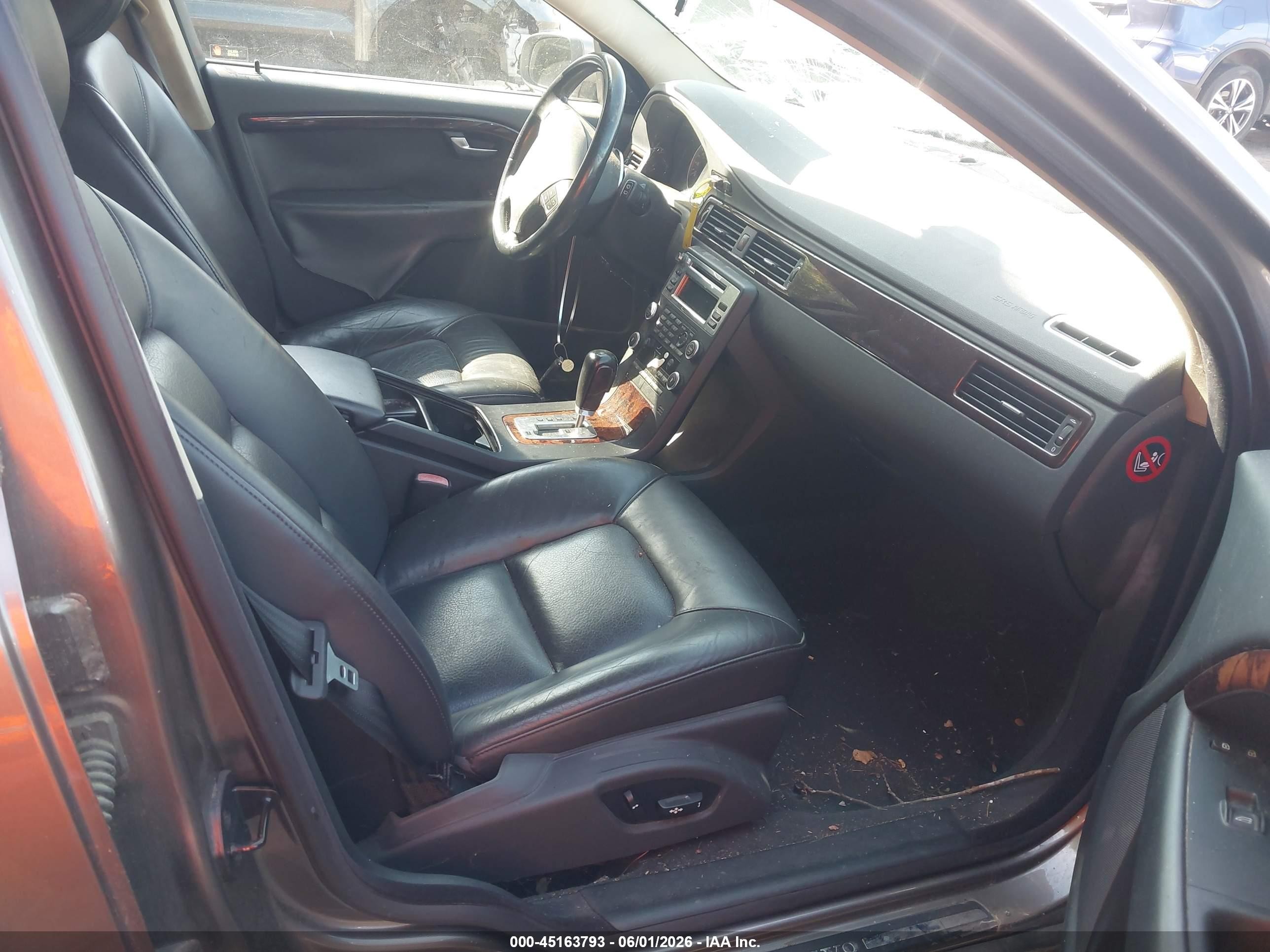 2008 Volvo V70 3.2 Серый vin: YV1BW982381041210