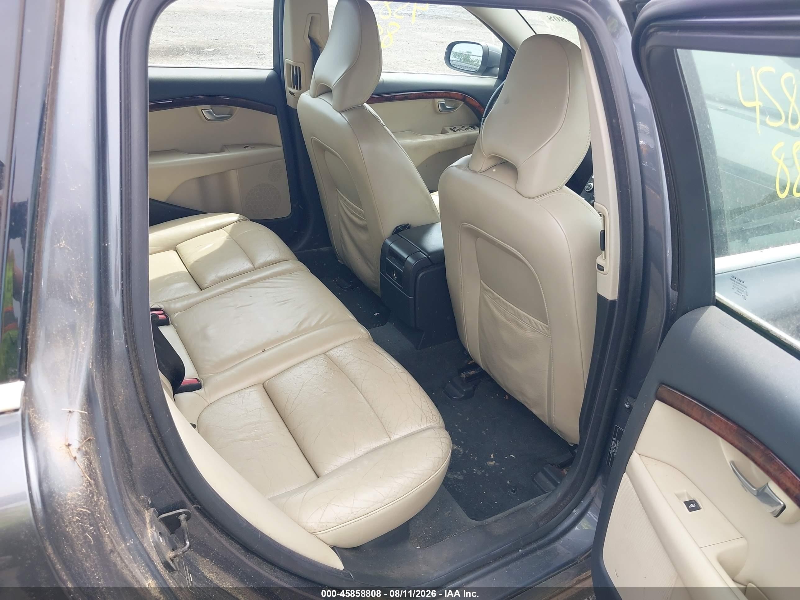 2009 Volvo V70 3.2 Серый vin: YV1BW982391109037