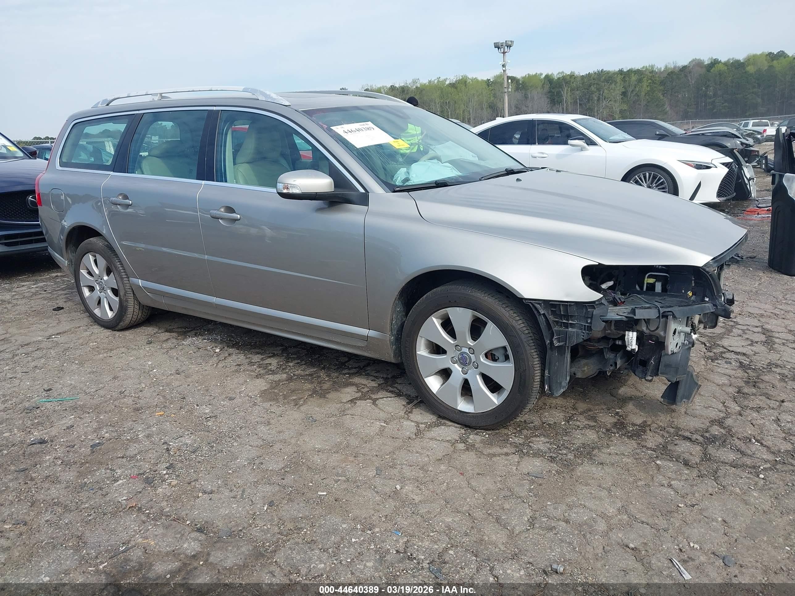 2008 Volvo V70 3.2 Tan vin: YV1BW982481012203