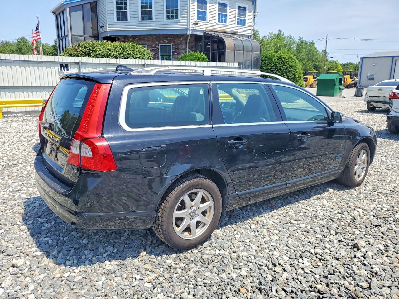 2008 Volvo V70 3.2 Black vin: YV1BW982681040682