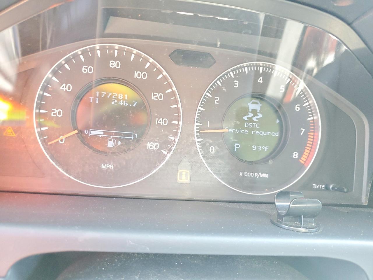 2008 Volvo V70 3.2 Black vin: YV1BW982681040682