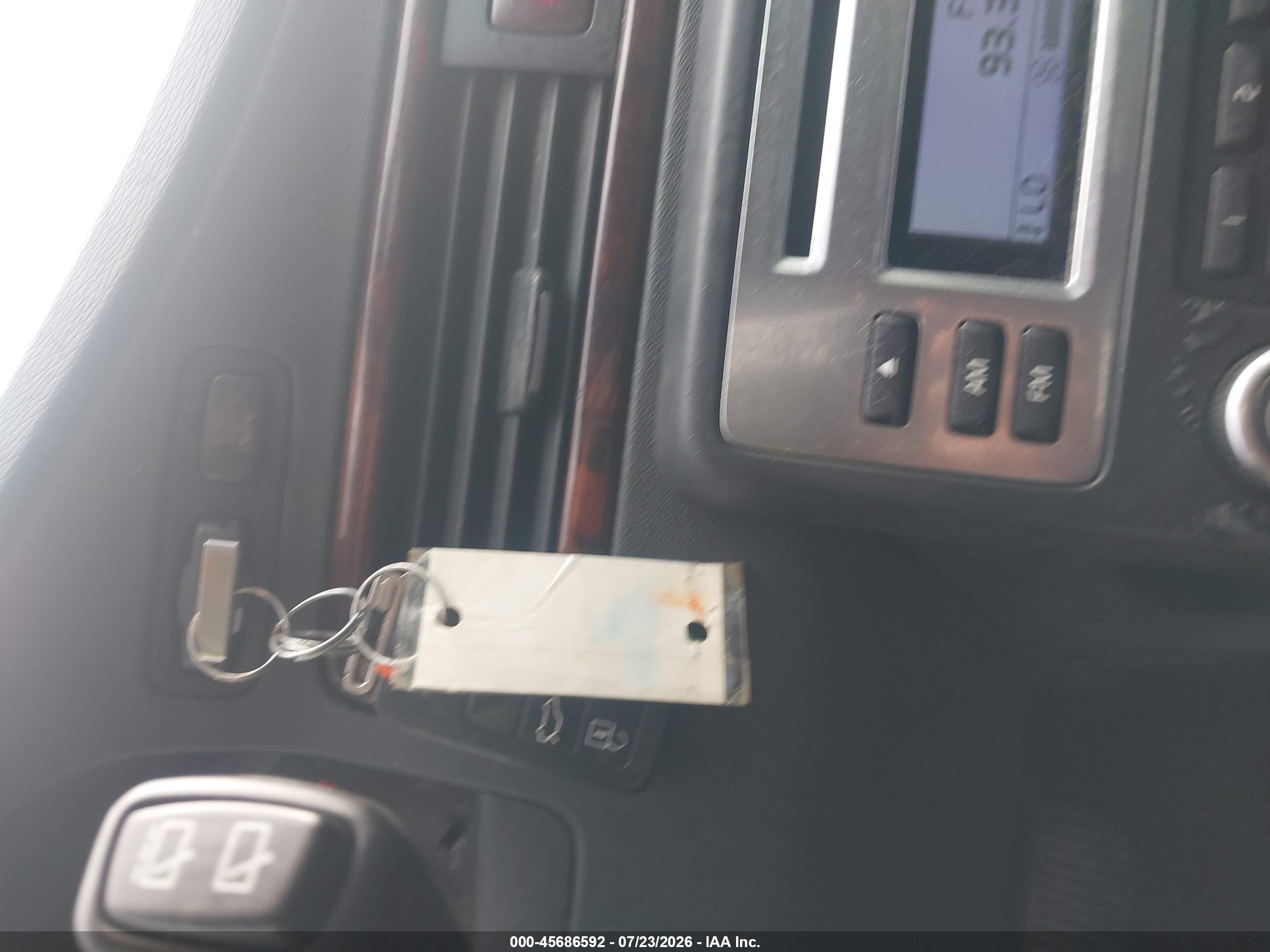 2008 Volvo V70 3.2 Золотой vin: YV1BW982X81003327