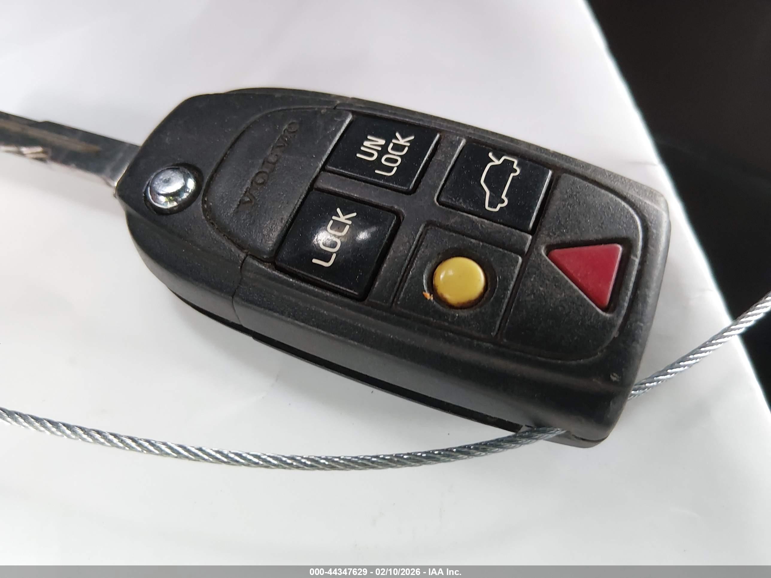 2005 Volvo Xc90 2.5t Awd Серебряный vin: YV1CM592751182908