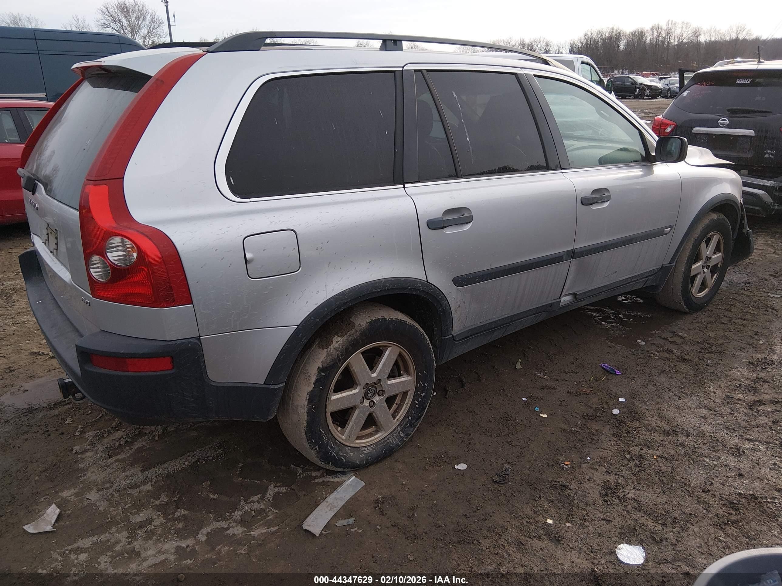2005 Volvo Xc90 2.5t Awd Серебряный vin: YV1CM592751182908