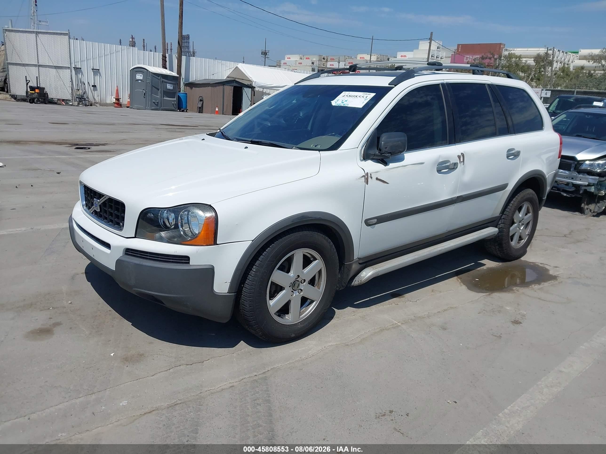 2005 Volvo Xc90 2.5t White vin: YV1CN592X51212318