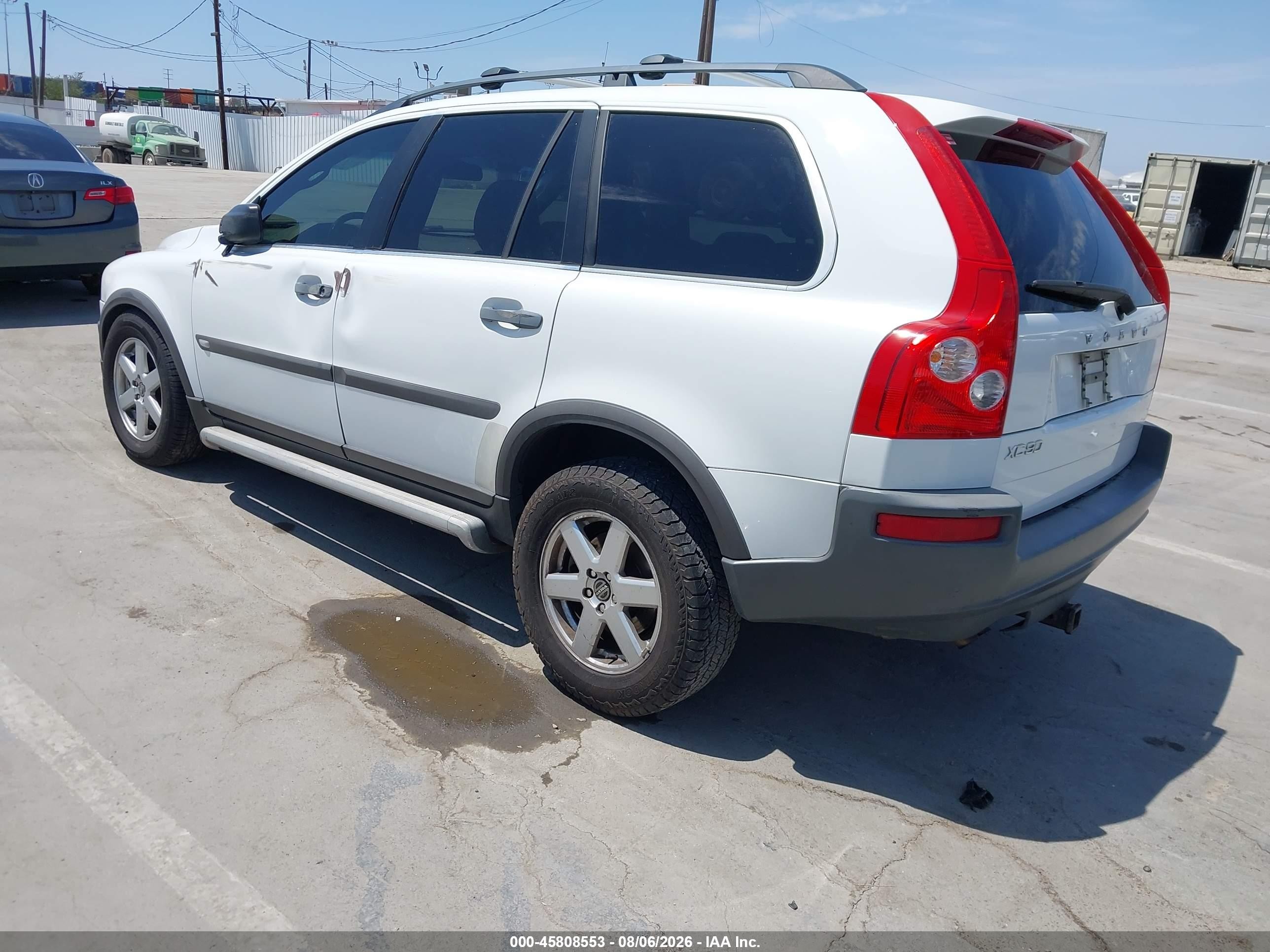 2005 Volvo Xc90 2.5t White vin: YV1CN592X51212318