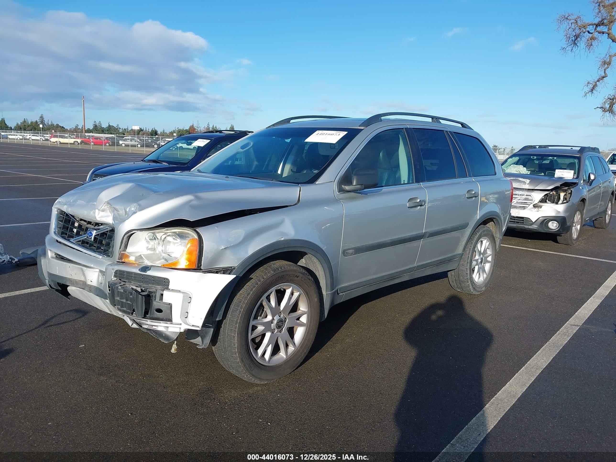 2005 Volvo Xc90 2.5t Awd Silver vin: YV1CZ592151208954