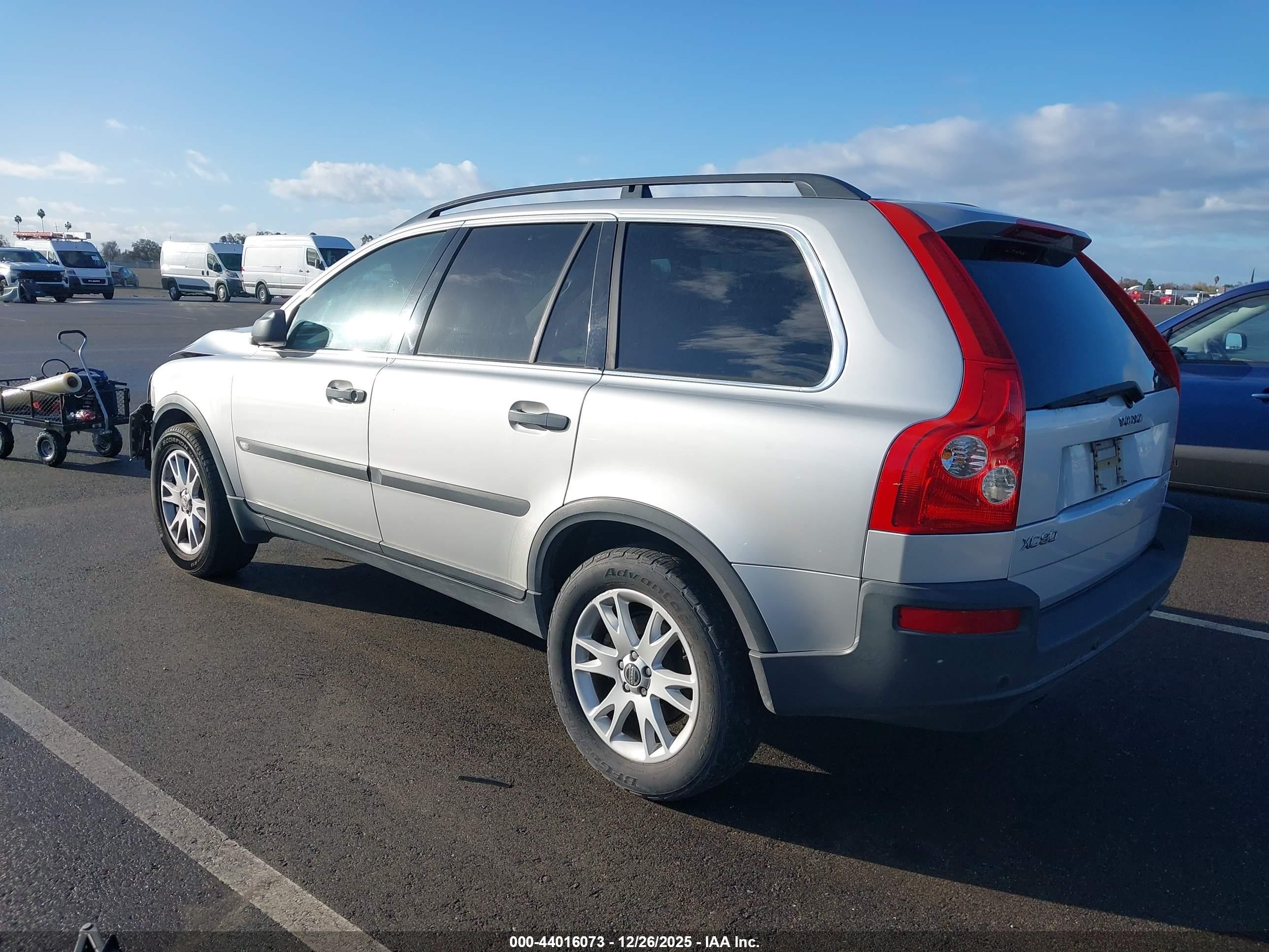 2005 Volvo Xc90 2.5t Awd Silver vin: YV1CZ592151208954