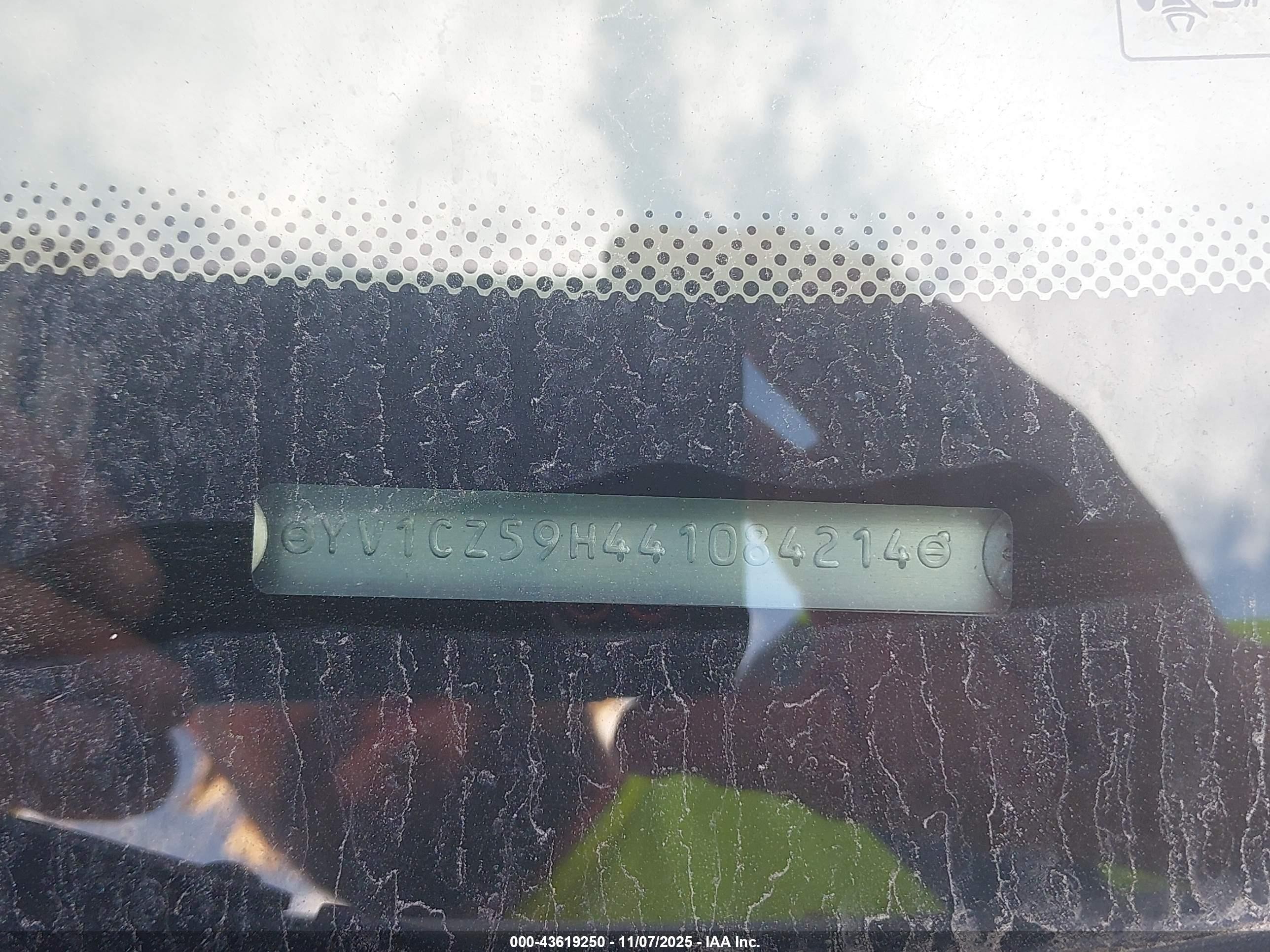 2004 Volvo Xc90 2.5t Awd Белый vin: YV1CZ59H441084214