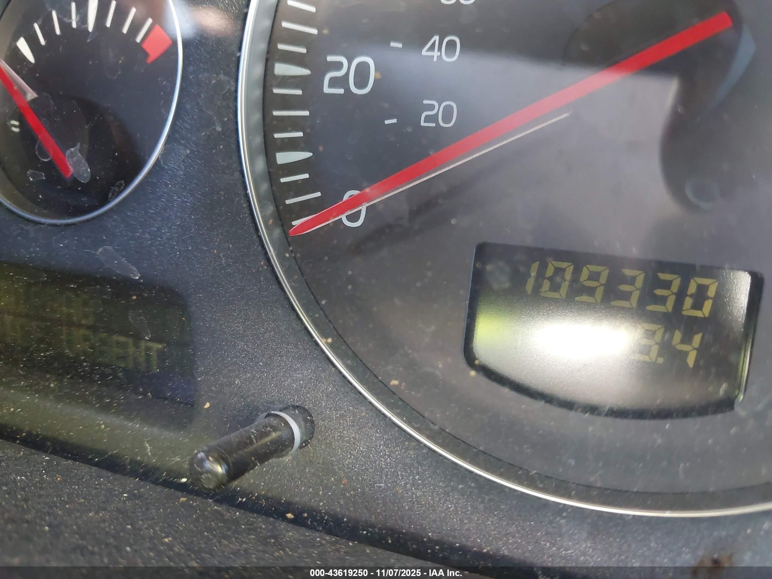 2004 Volvo Xc90 2.5t Awd Белый vin: YV1CZ59H441084214