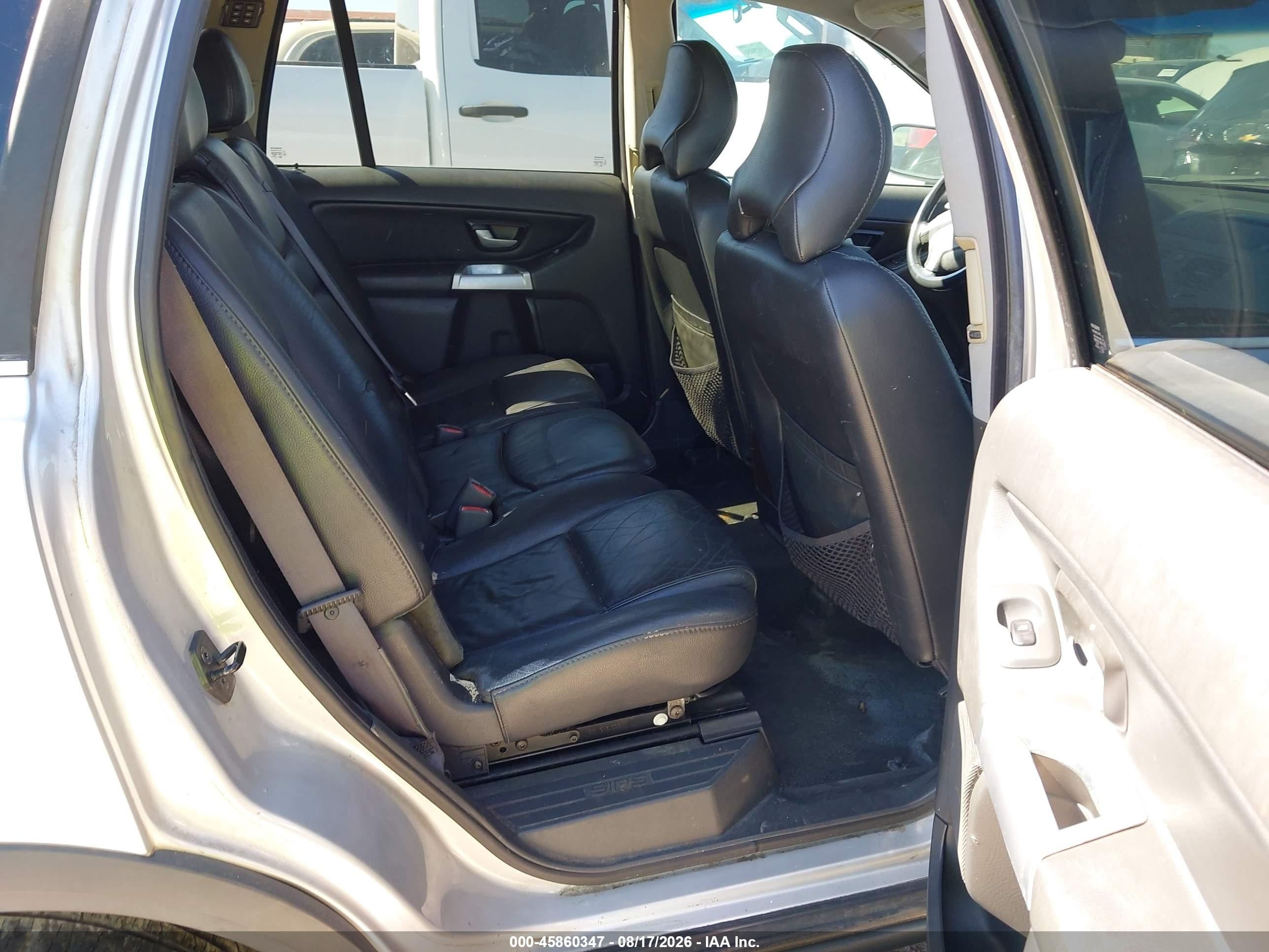 2004 Volvo Xc90 2.5t Awd Silver vin: YV1CZ59H641063901