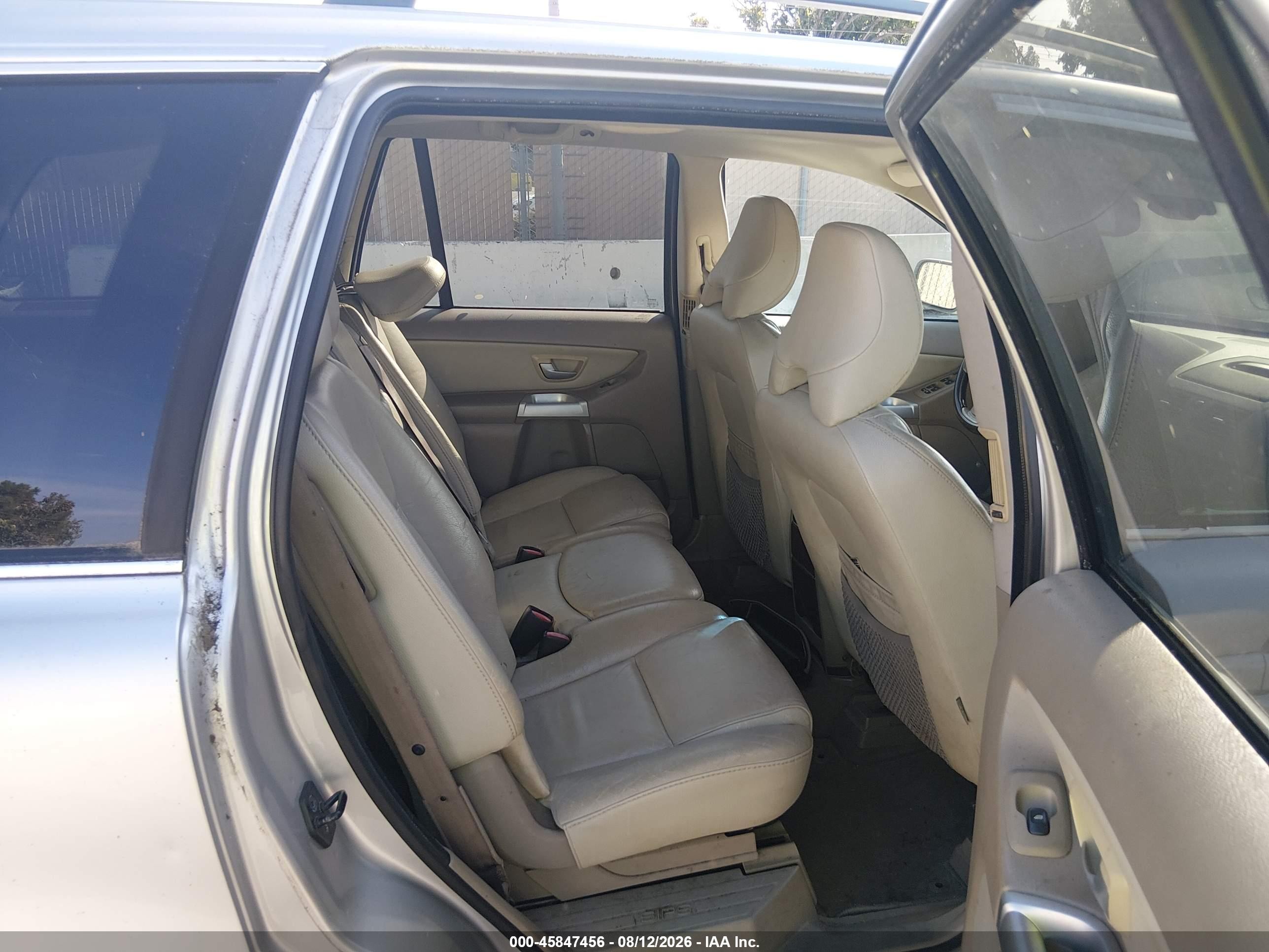 2005 Volvo Xc90 T6 Серебряный vin: YV1CZ852651195593