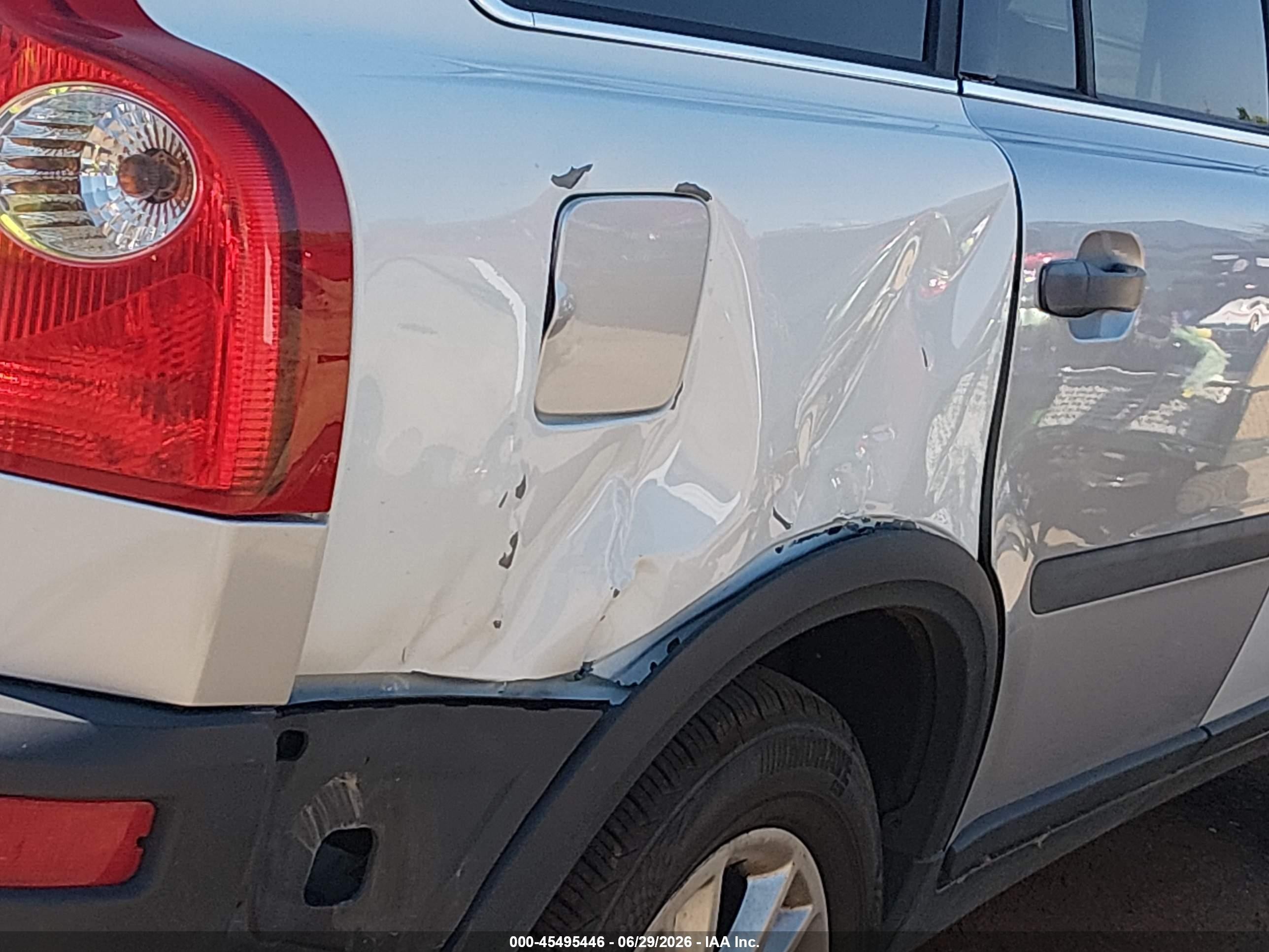 2004 Volvo Xc90 T6 White vin: YV1CZ91H441074253