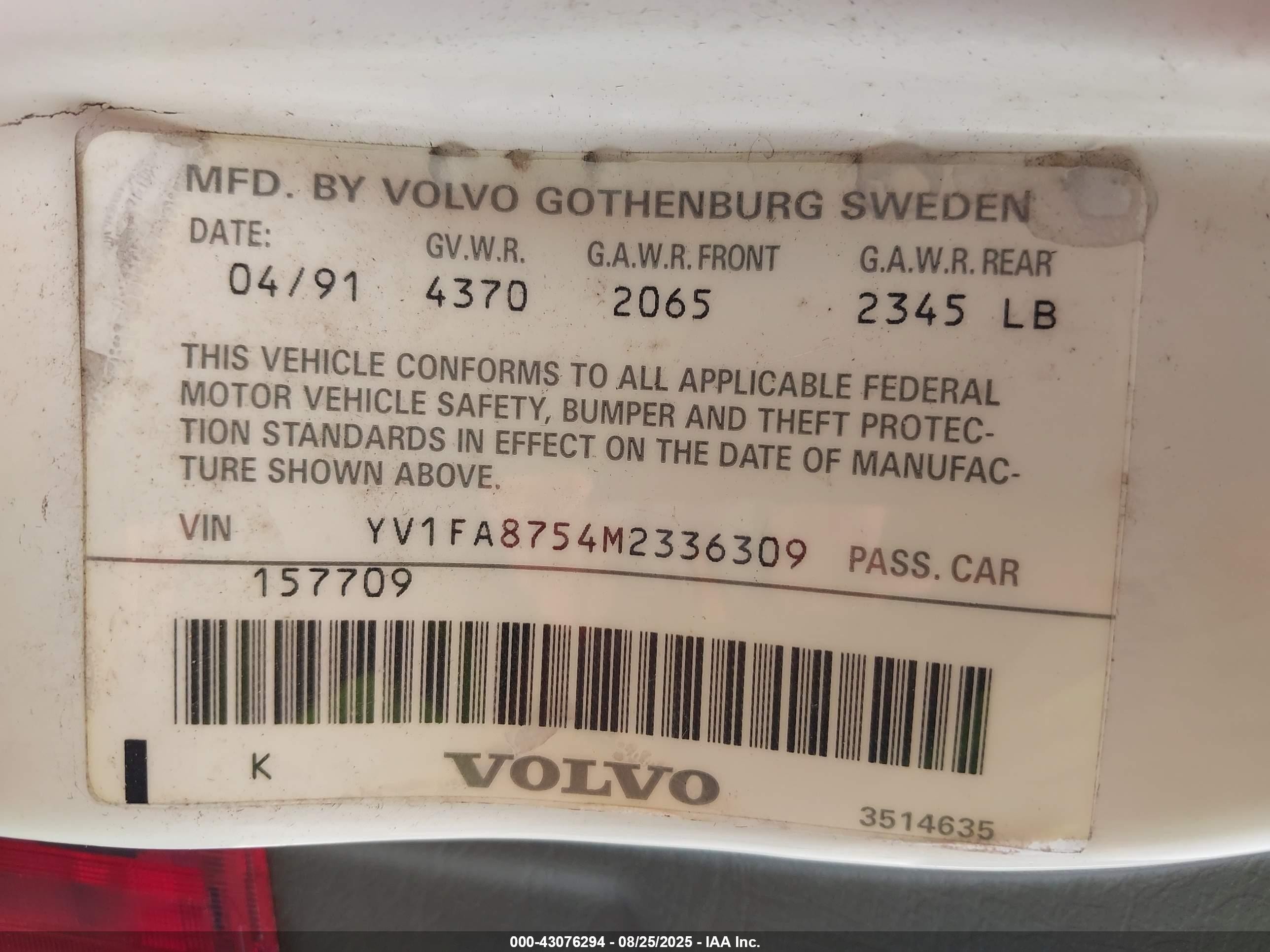 1991 Volvo 740 Se White vin: YV1FA8754M2336309