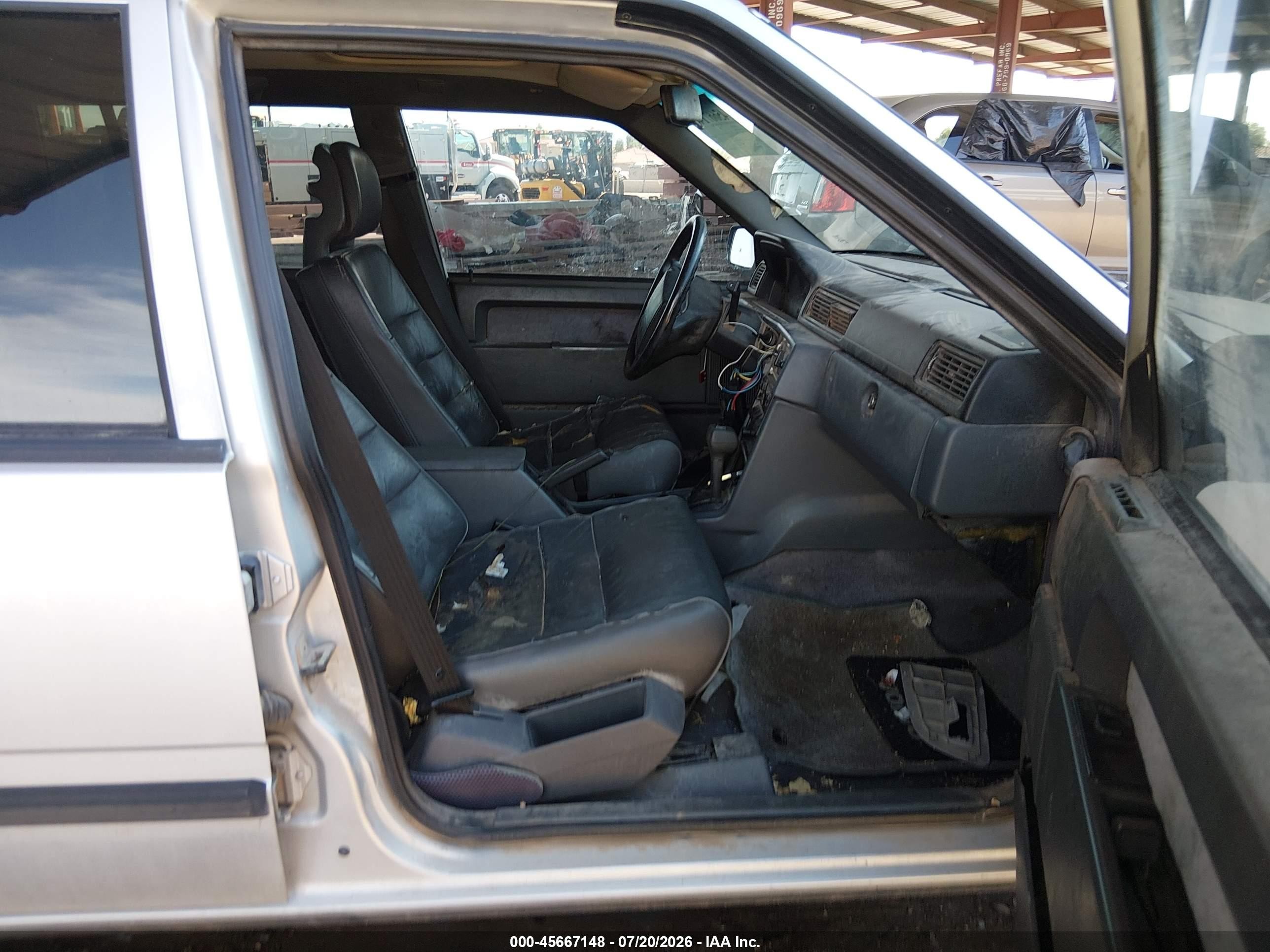 1991 Volvo 740 Se Silver vin: YV1FA8756M2327434