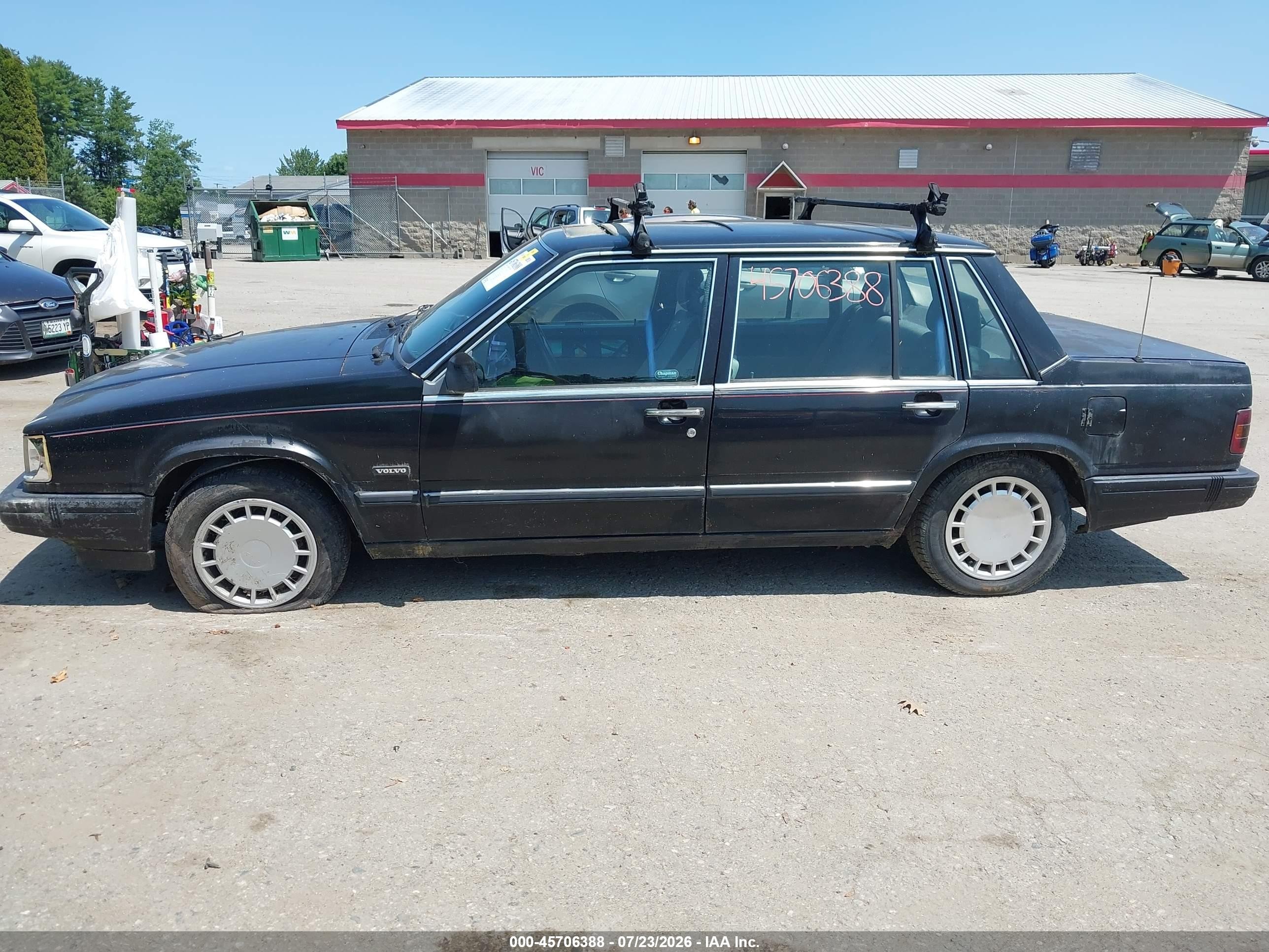 1990 Volvo 740 Gl Black vin: YV1FA8841L2496281