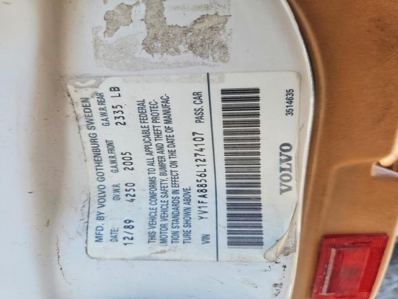 1990 Volvo 740 Base White vin: YV1FA8856L1274107
