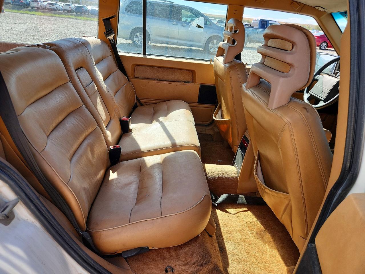 1990 Volvo 740 Base White vin: YV1FA8856L1274107