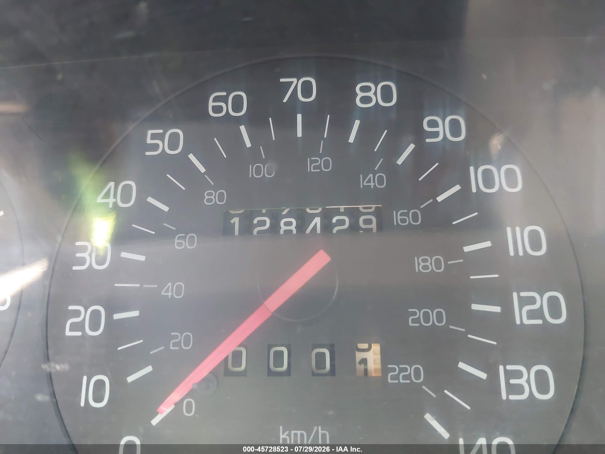 1991 Volvo 740   Gold vin: YV1FA8858M2333539