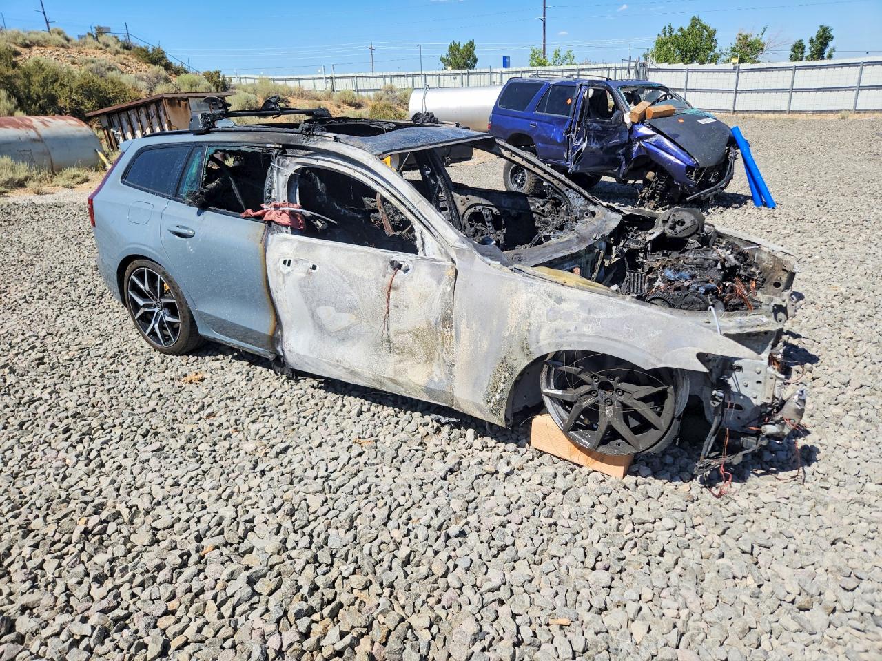 2024 Volvo V60 Polestar Engineered Gray vin: YV1H60EP7R1615864