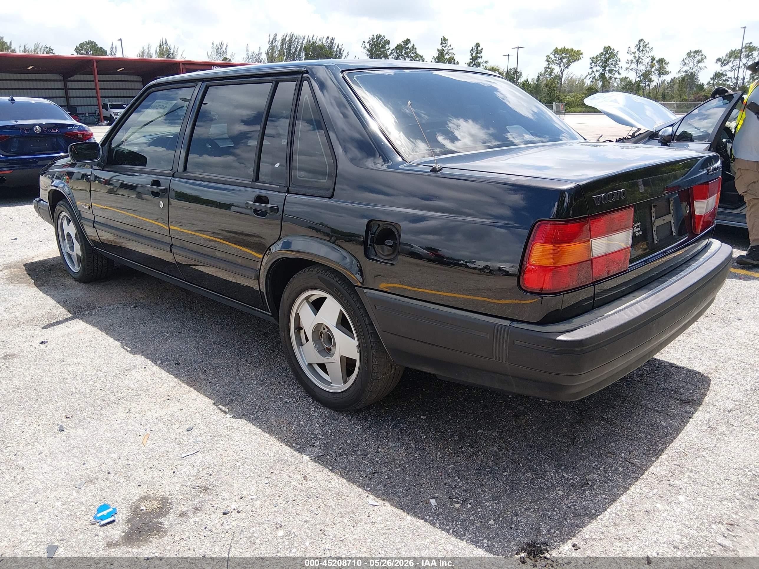 1992 Volvo 940 Gle Black vin: YV1JS8704N1101976