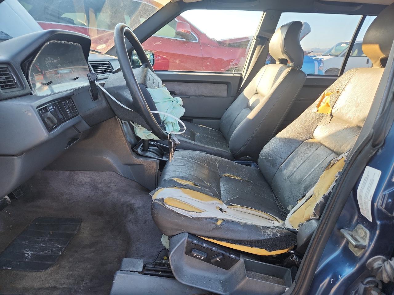 1993 Volvo 940 Blue vin: YV1JS8833P3141210