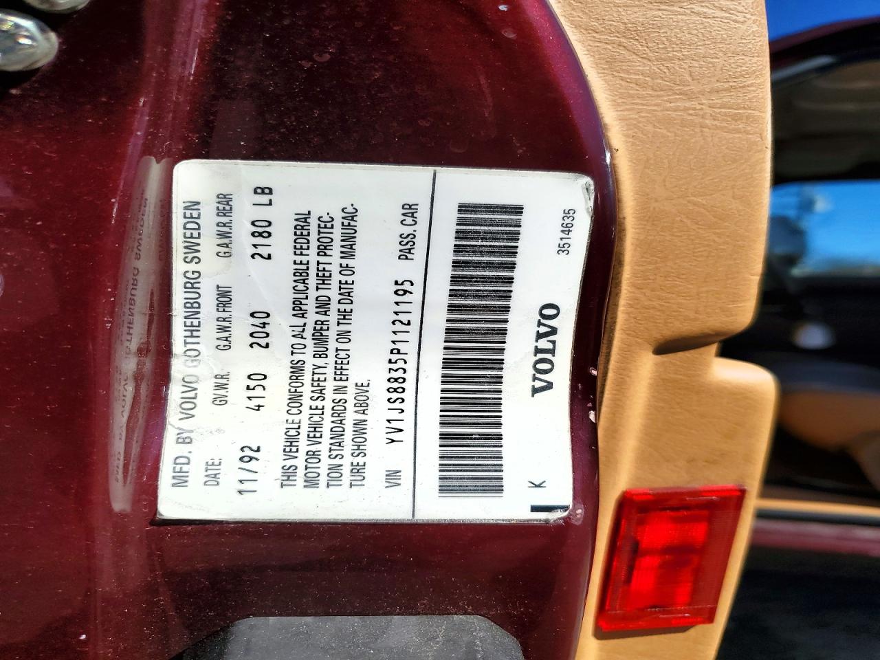 1993 Volvo 940 Red vin: YV1JS8835P1121195