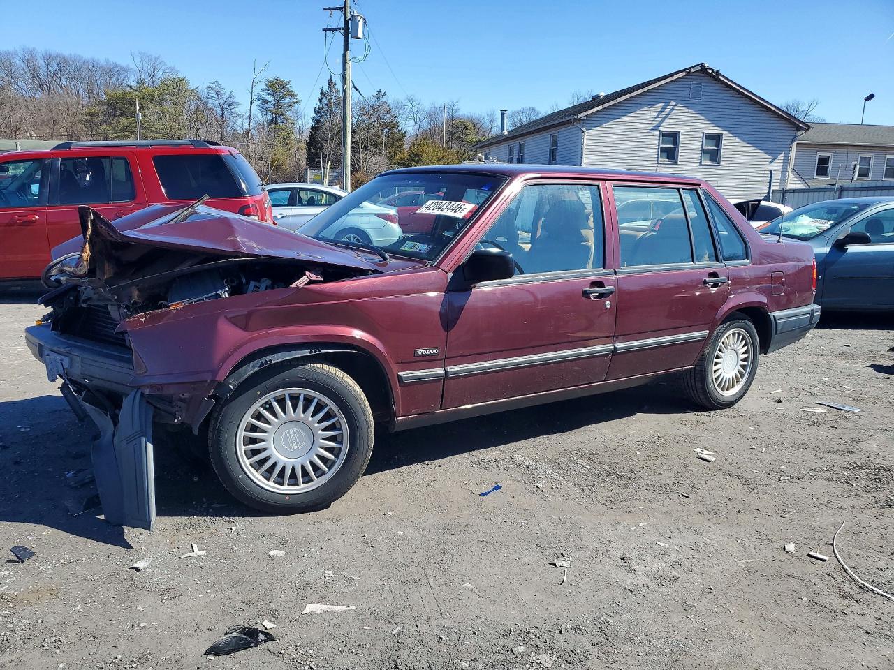 1993 Volvo 940 Red vin: YV1JS8835P1121195