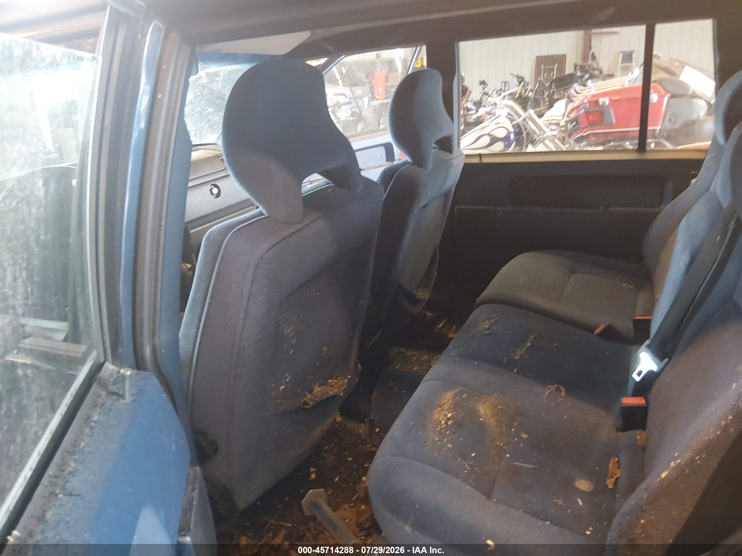 1994 Volvo 940 Blue vin: YV1JW8615R1125191