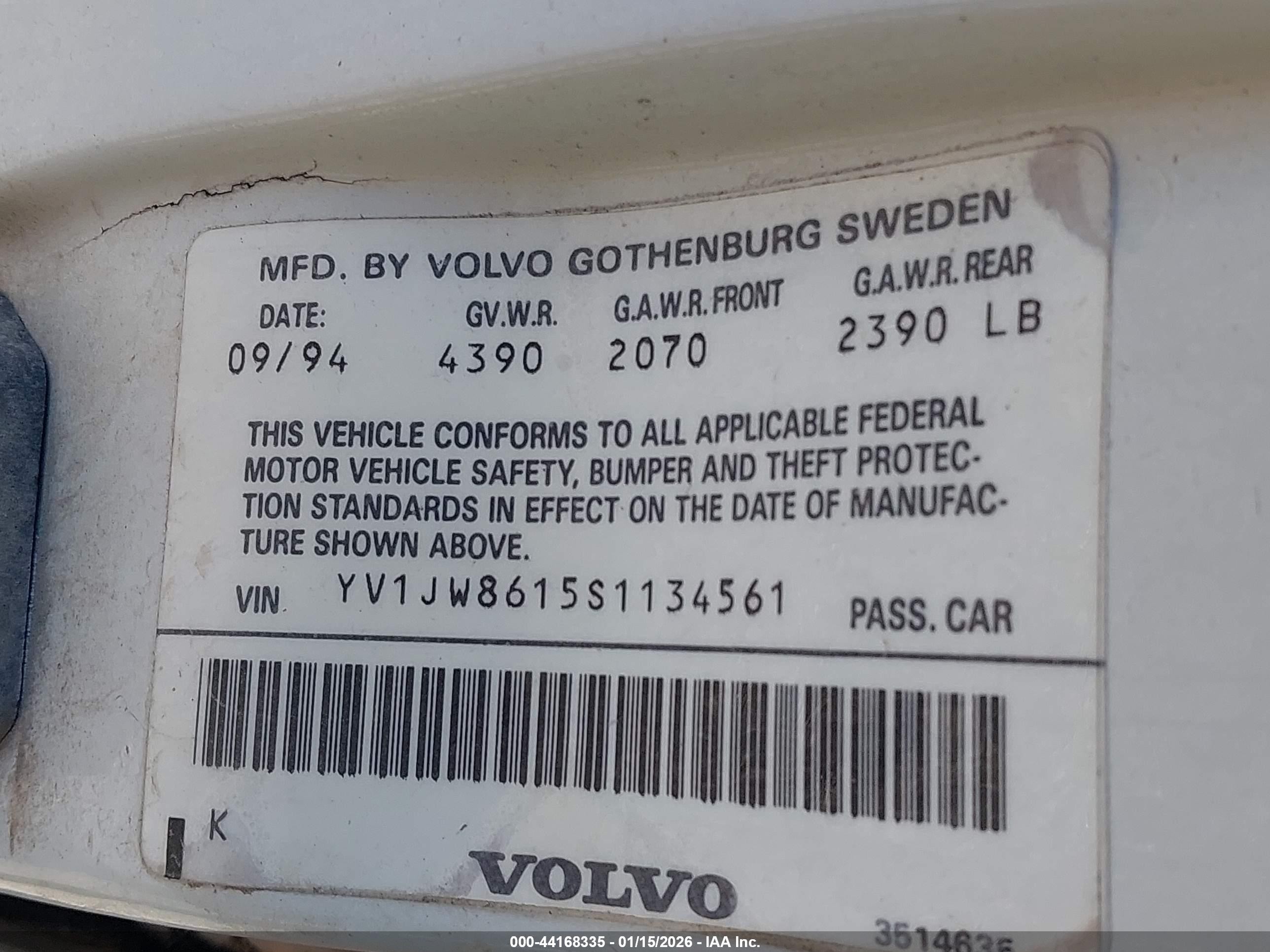 1995 Volvo 940   White vin: YV1JW8615S1134561